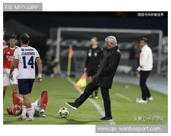 阿贾克斯遭遇三连败近九场仅获一胜状态堪忧