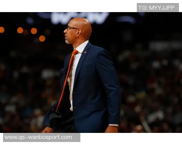 蒙蒂对布克表现赞赏期待外界关注他的成长与贡献