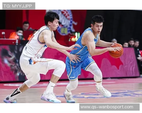 陈林坚状态回暖7投6中砍下15分三分球完美三连击助力球队奋战